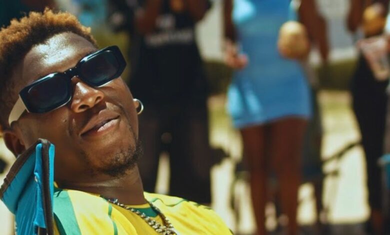 Hélio Beatz lança "Deixa Assim" em colaboração com Bander e Granda Beats